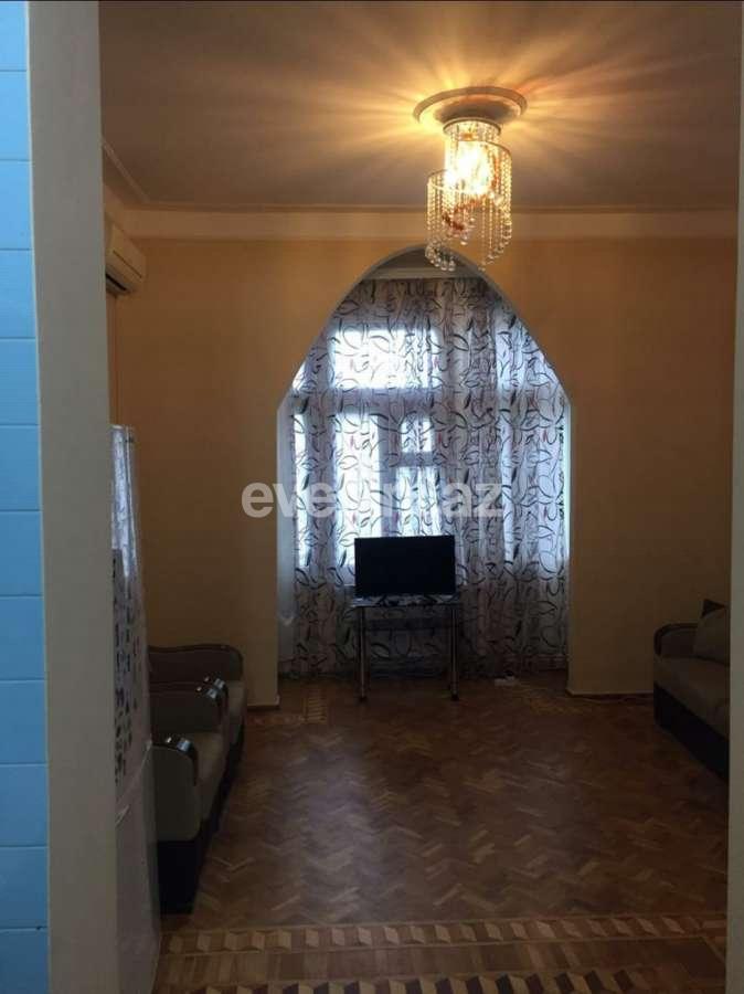 Kirayə verilir, köhnə tikili, 3 otaqlı, 80 m², 28 may m.