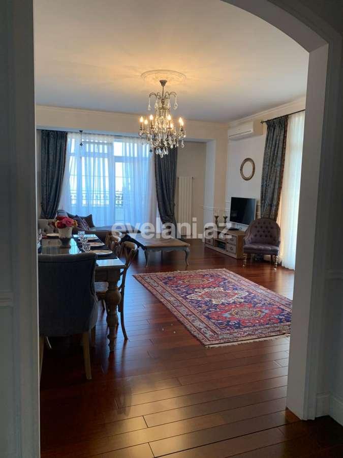 Satılır, yeni tikili, 4 otaqlı, 220 m², 28 may m.