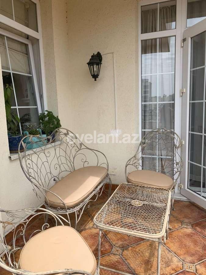 Satılır, yeni tikili, 4 otaqlı, 220 m², 28 may m.