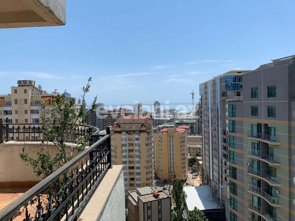 Satılır, yeni tikili, 4 otaqlı, 220 m², 28 may m.