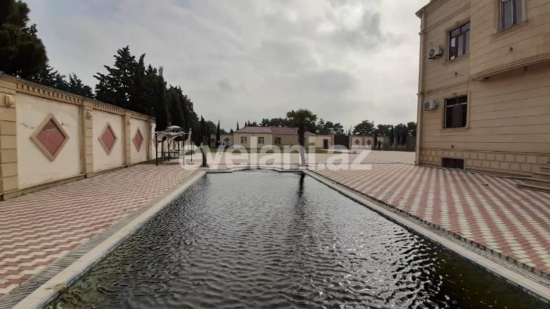 Kirayə verilir, həyət evi / bağ, 7 otaqlı, 600 m², Buzovna q.