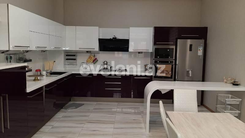 Kirayə verilir, həyət evi / bağ, 7 otaqlı, 600 m², Buzovna q.