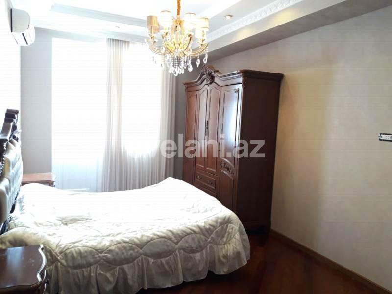 Rent, new building, 4 room, 210 m², 28 may m.