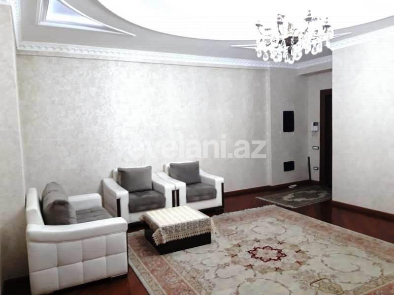 Rent, new building, 4 room, 210 m², 28 may m.