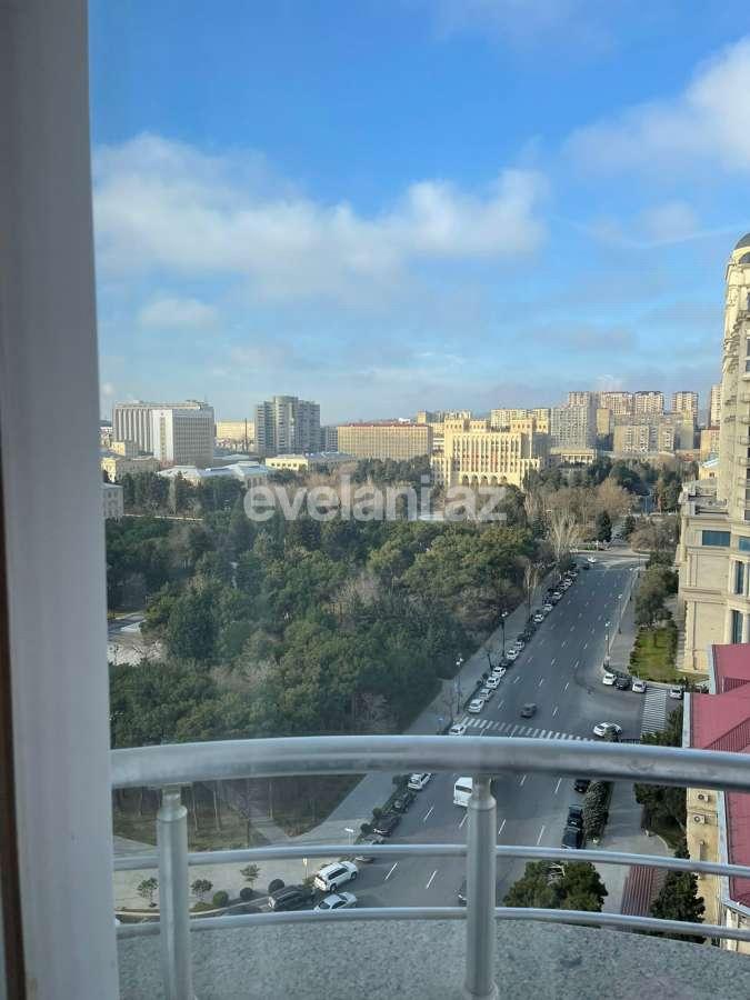 Продаётся, новостройка, 4-комнаты, 225 m², Ясамальский r.