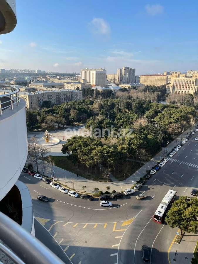 Продаётся, новостройка, 4-комнаты, 225 m², Ясамальский r.