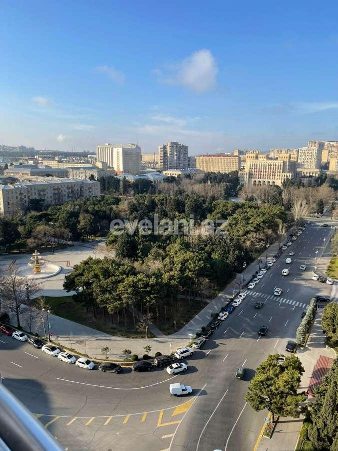 Продаётся, новостройка, 4-комнаты, 225 m², Ясамальский r.