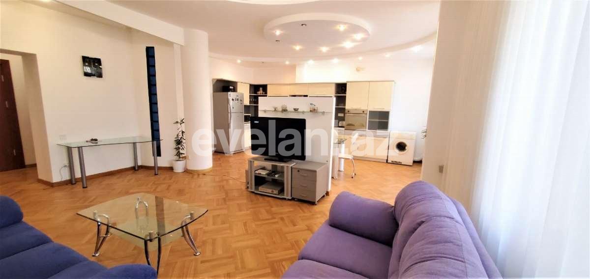 Kirayə verilir, köhnə tikili, 3 otaqlı, 130 m², Sahil m.