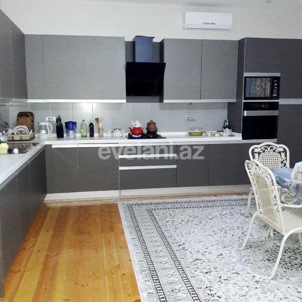 Satılır, həyət evi / bağ, 4 otaqlı, 280 m², Buzovna q.