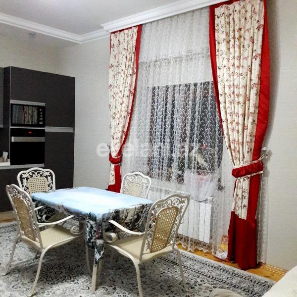Satılır, həyət evi / bağ, 4 otaqlı, 280 m², Buzovna q.