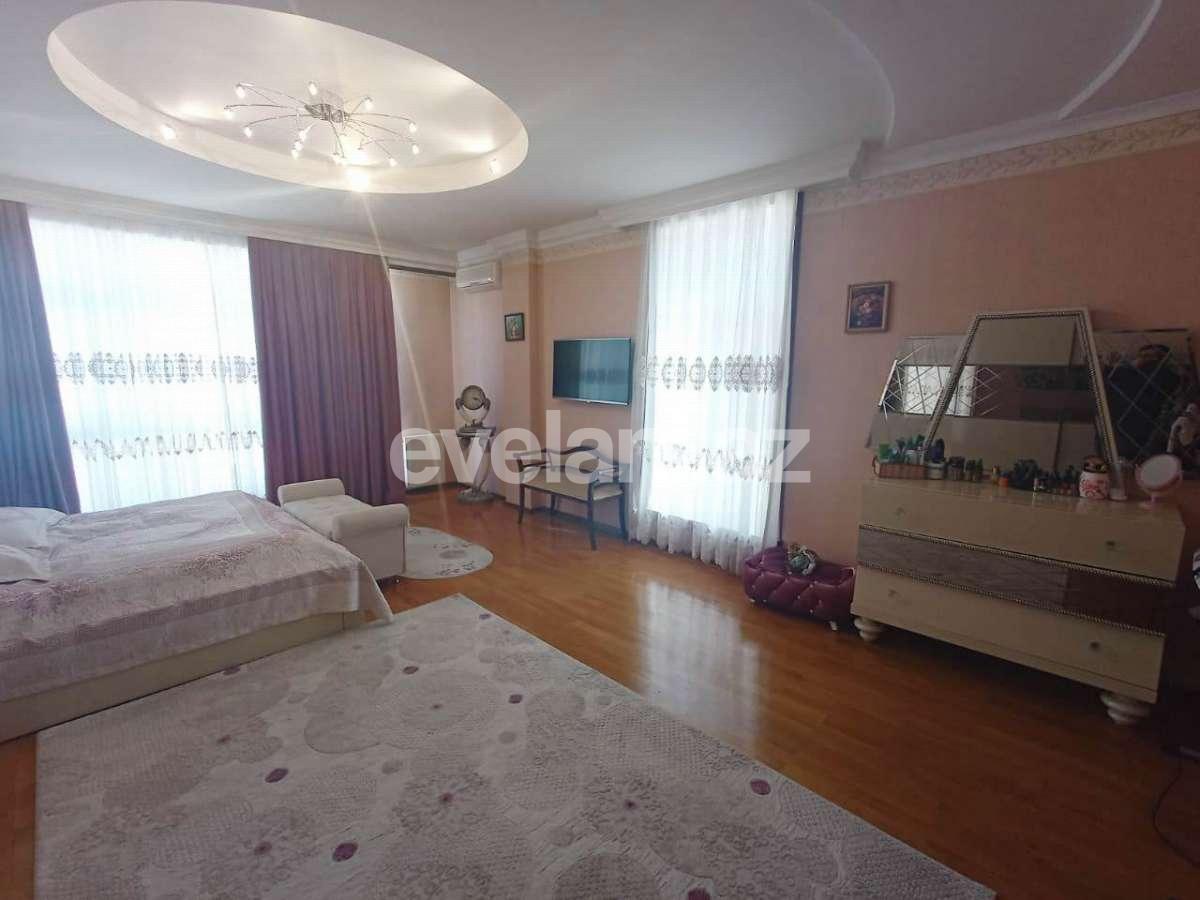 Satılır, yeni tikili, 4 otaqlı, 215 m², Şah İsmayıl Xətai m.