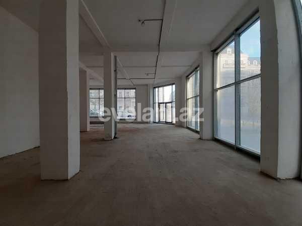 Kirayə verilir, obyekt, 160 m², Xətai r.