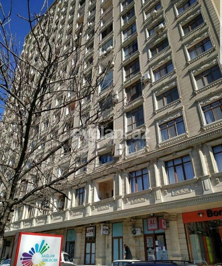 Satılır, yeni tikili, 2 otaqlı, 103 m², İnşaatçılar m.