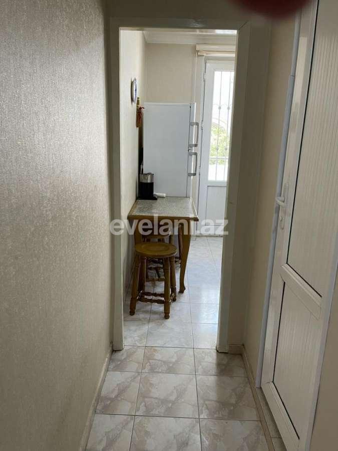 Rent, old building, 2 room, 40 m², Icheri Sheher m.