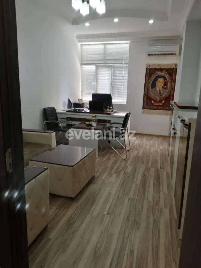 Satılır, ofis, 3 otaqlı, 140 m², Şah İsmayıl Xətai m.