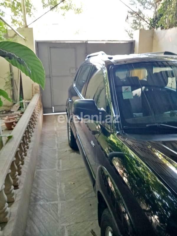 Satılır, köhnə tikili, 5 otaqlı, 170 m², 4-cü mikrorayon q.