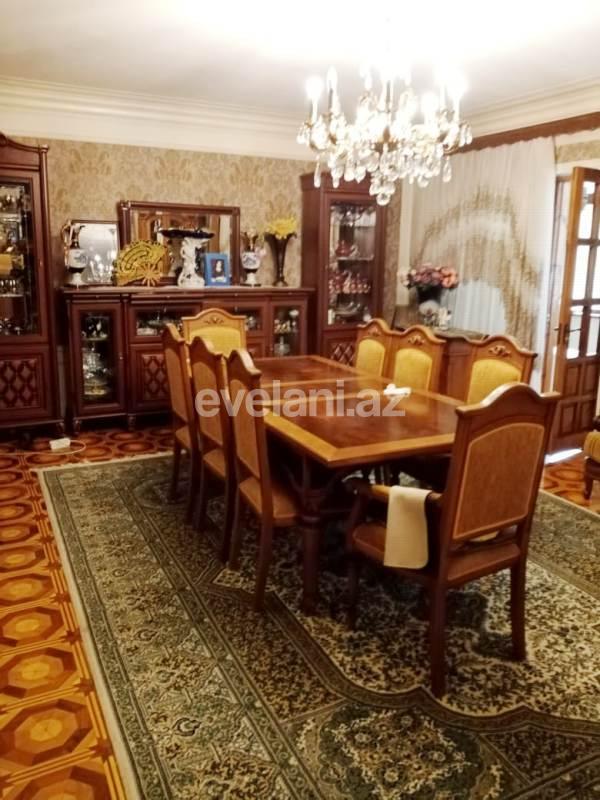 Satılır, köhnə tikili, 5 otaqlı, 170 m², 4-cü mikrorayon q.