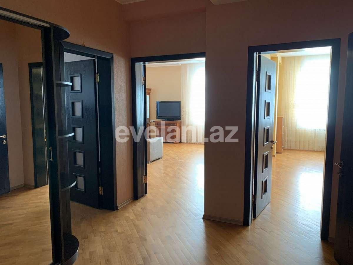 Продаётся, новостройка, 3-комнаты, 138 m², Гянджлик m.