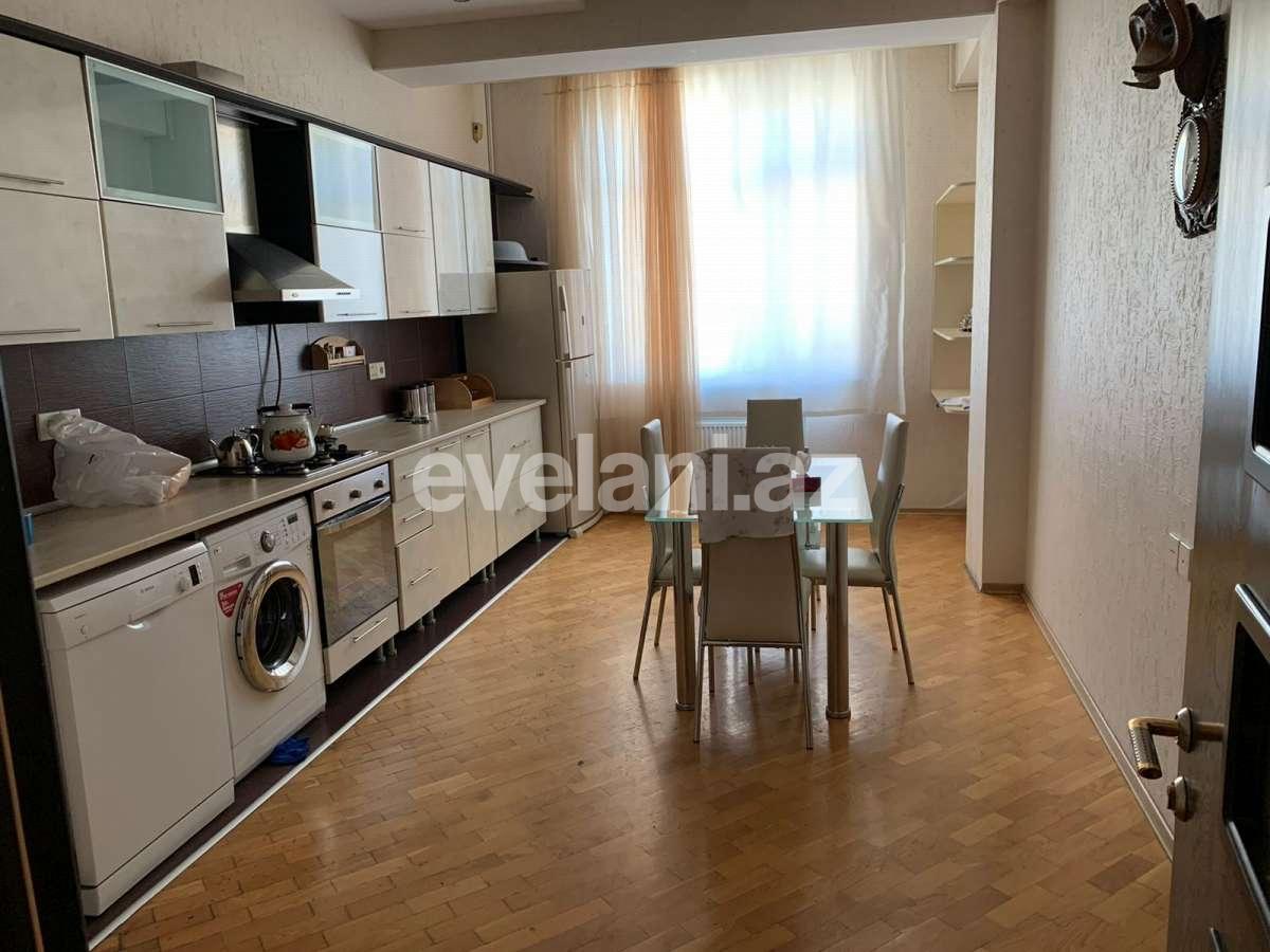 Продаётся, новостройка, 3-комнаты, 138 m², Гянджлик m.