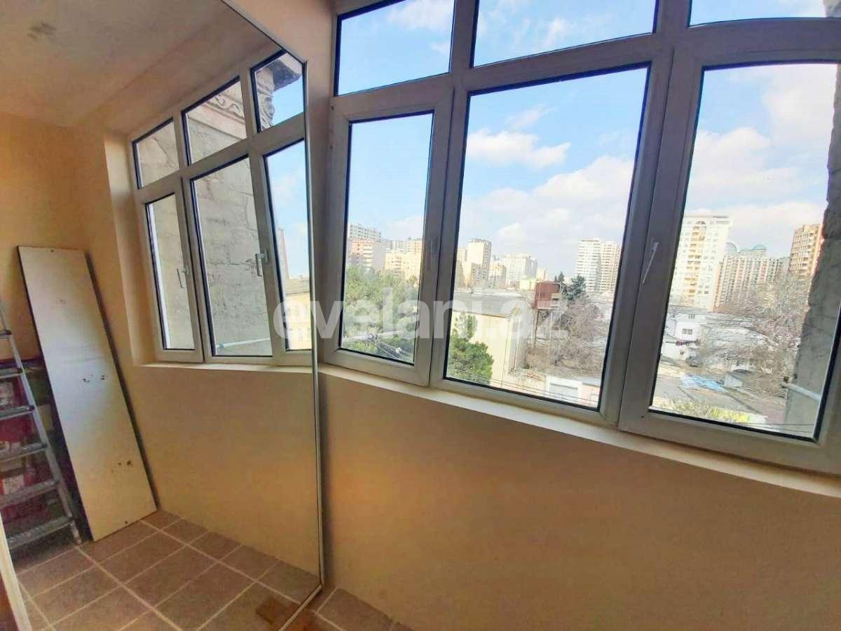 Satılır, köhnə tikili, 2 otaqlı, 60 m², Elmlər Akademiyası m.