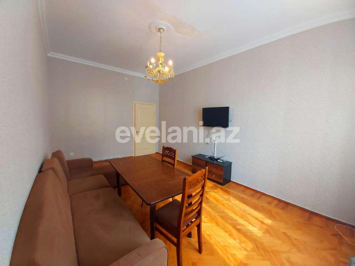 Satılır, köhnə tikili, 2 otaqlı, 60 m², Elmlər Akademiyası m.