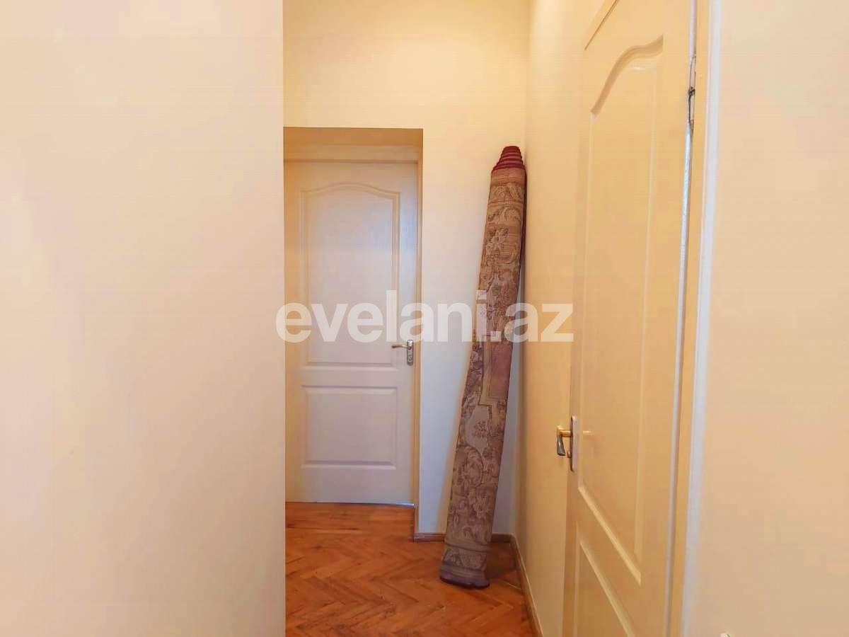 Satılır, köhnə tikili, 2 otaqlı, 60 m², Elmlər Akademiyası m.