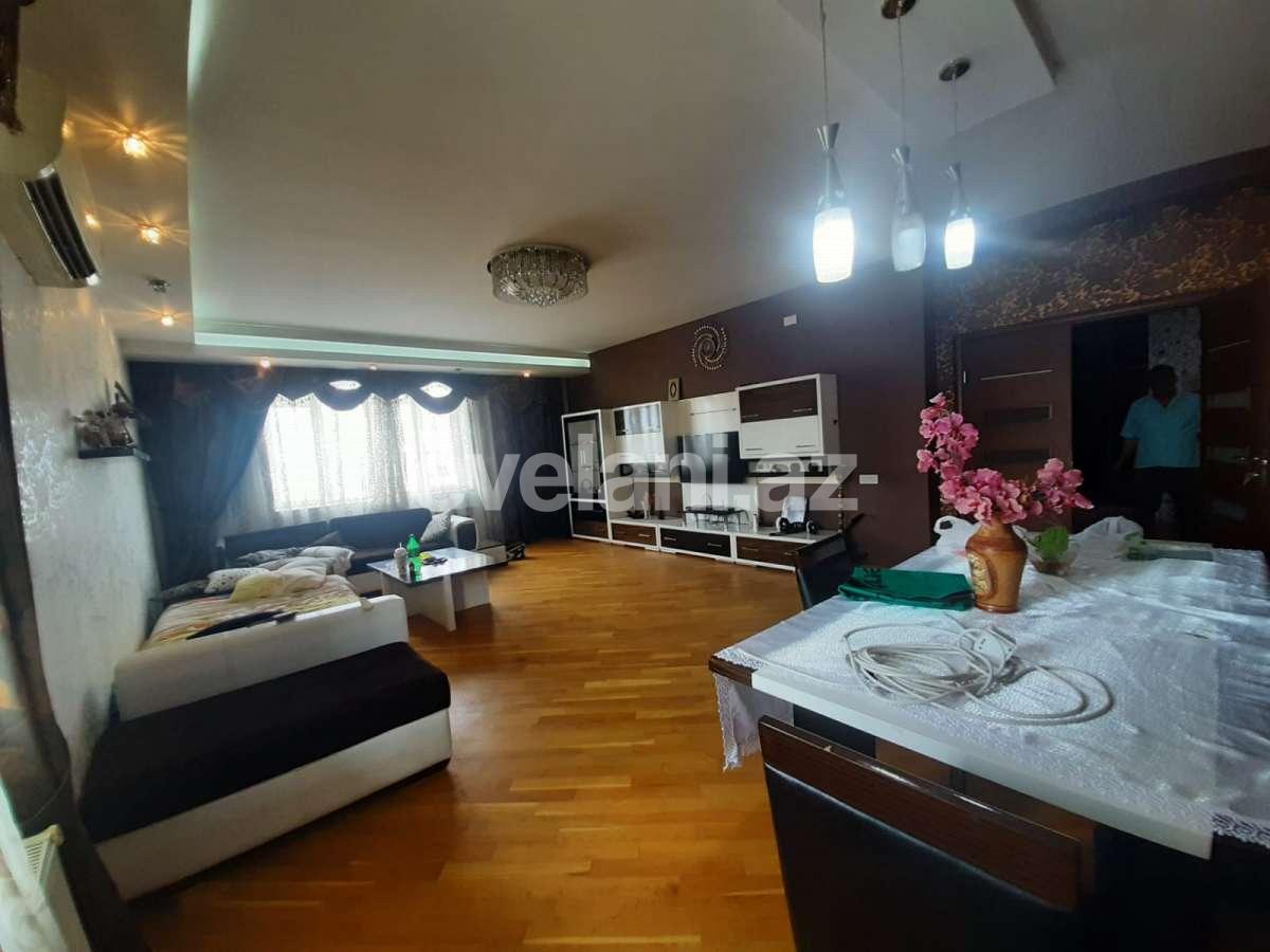 Сдаётся, новостройка, 4-комнаты, 180 m², 8-й микрорайон p.