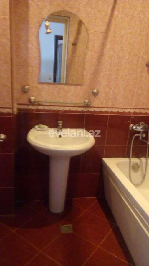 Kirayə verilir, köhnə tikili, 3 otaqlı, 85 m², Elmlər Akademiyası m.