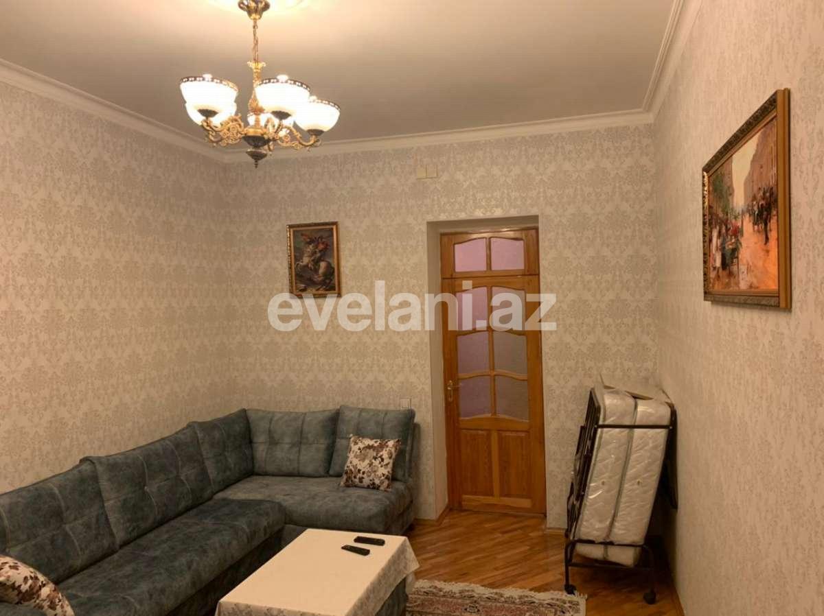 Rent, old building, 2 room, 40 m², Sahil m.