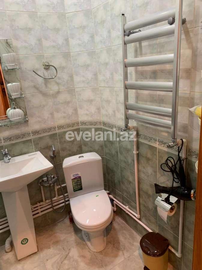 Rent, old building, 2 room, 40 m², Sahil m.