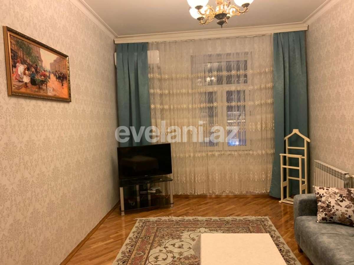 Rent, old building, 2 room, 40 m², Sahil m.