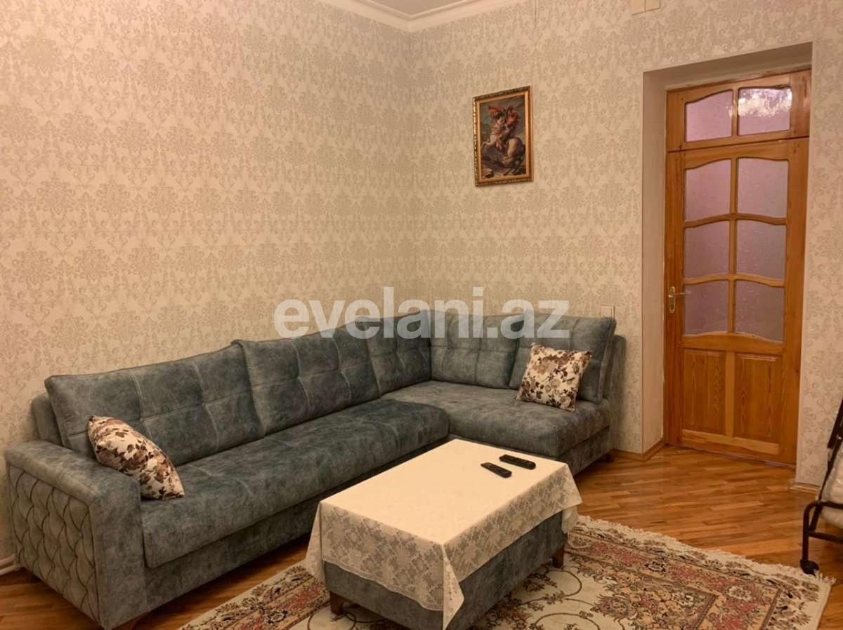 Rent, old building, 2 room, 40 m², Sahil m.