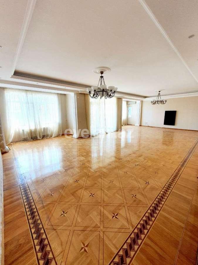 Sale, new building, 7 room, 350 m², 28 may m.