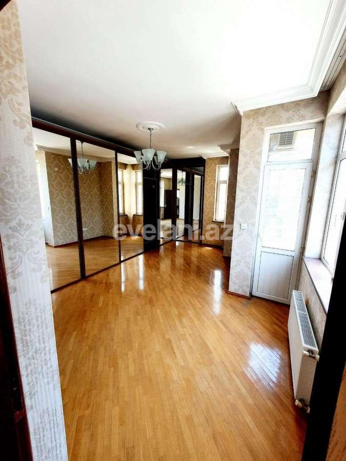 Sale, new building, 7 room, 350 m², 28 may m.