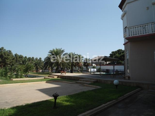 Satılır, həyət evi / bağ, 10 otaqlı, 1000 m², Xəzər r.
