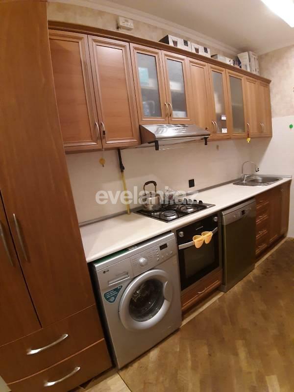 Sale, new building, 2 room, 65 m², Inshaatchilar m.