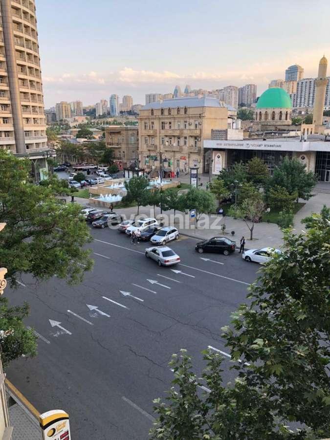 Satılır, köhnə tikili, 3 otaqlı, 91 m², Nizami m.