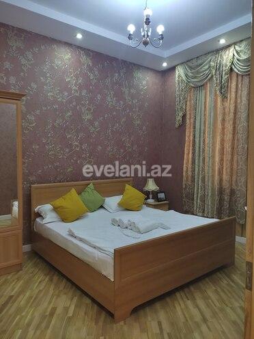 Kirayə verilir, köhnə tikili, 3 otaqlı, 80 m², Sahil m.