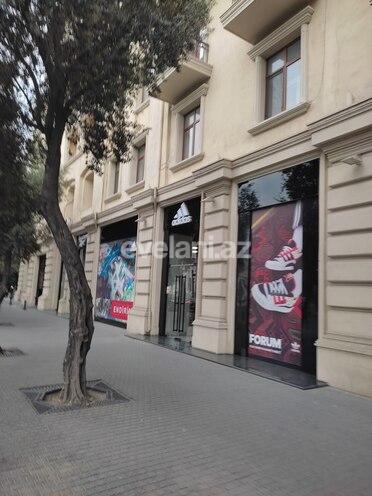 Kirayə verilir, köhnə tikili, 3 otaqlı, 80 m², Sahil m.