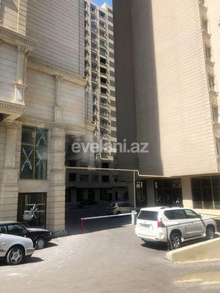 Satılır, yeni tikili, 3 otaqlı, 113 m², İnşaatçılar m.