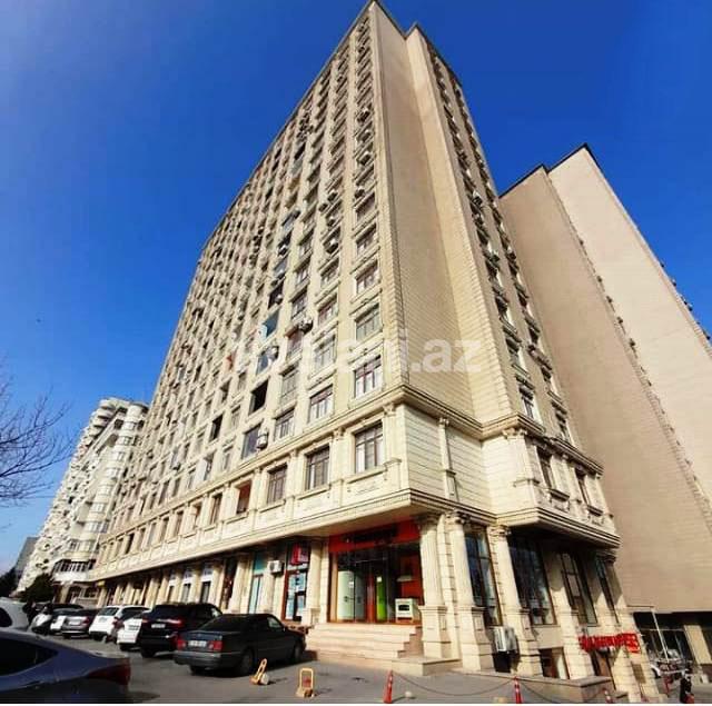 Satılır, yeni tikili, 3 otaqlı, 113 m², İnşaatçılar m.