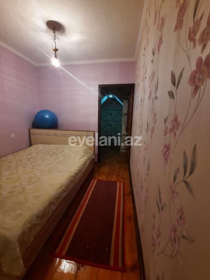 Sale, old building, 3 room, 70 m², Nasimi r.