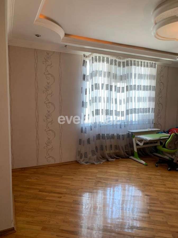 Satılır, yeni tikili, 2 otaqlı, 80 m², İnşaatçılar m.
