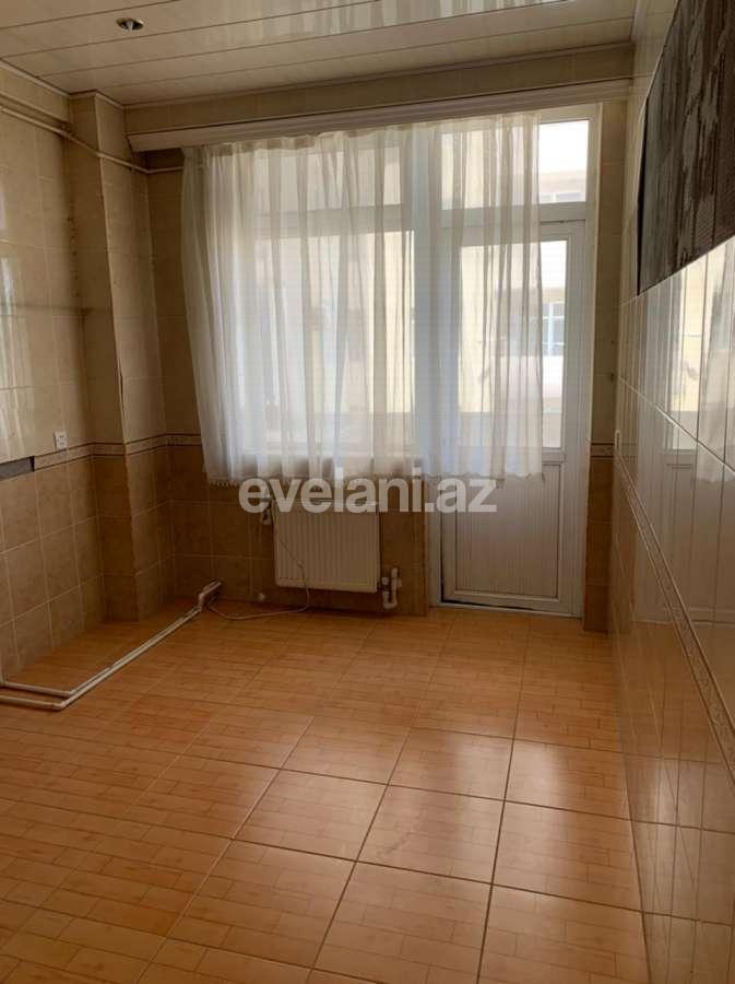 Satılır, yeni tikili, 2 otaqlı, 80 m², İnşaatçılar m.