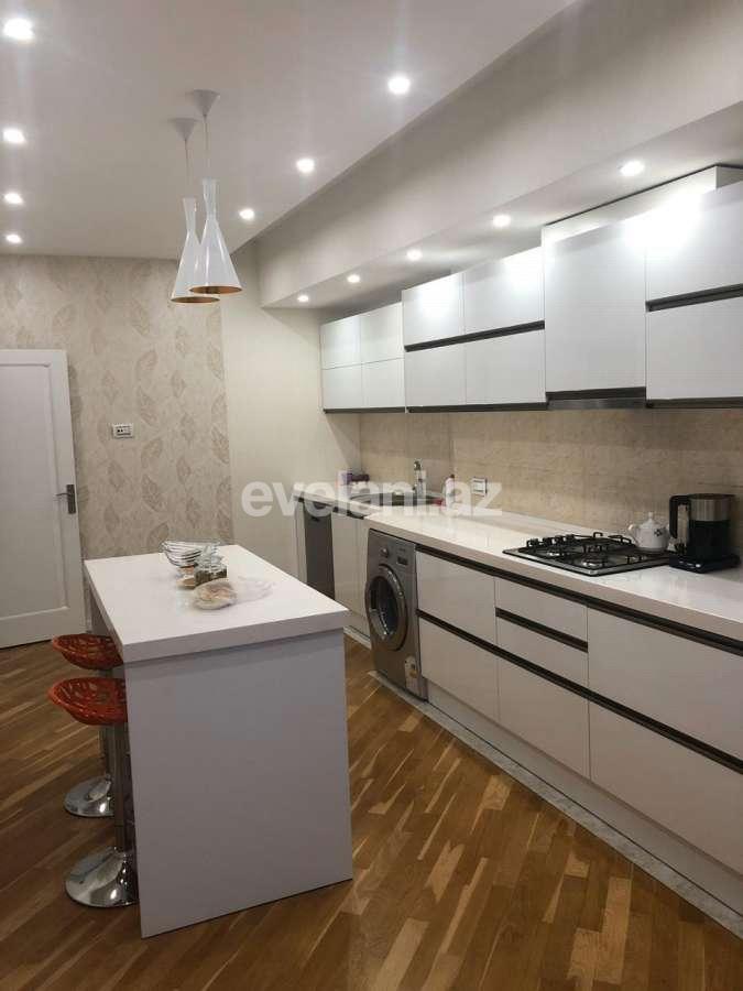 Satılır, yeni tikili, 3 otaqlı, 128 m², Həzi Aslanov m.