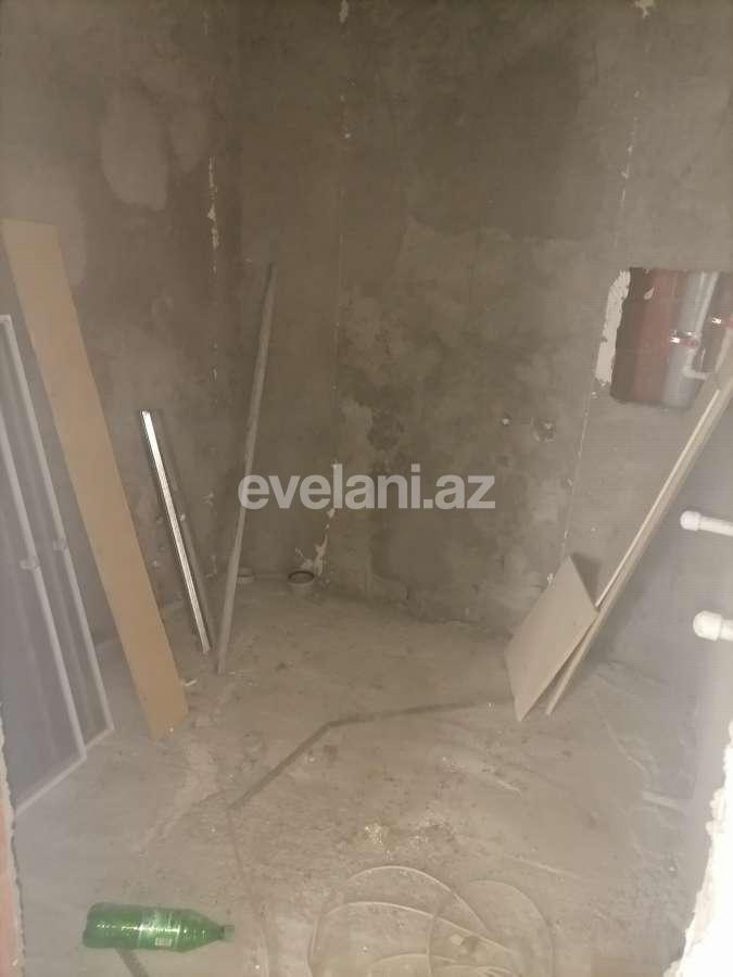 Satılır, yeni tikili, 3 otaqlı, 131 m², İnşaatçılar m.