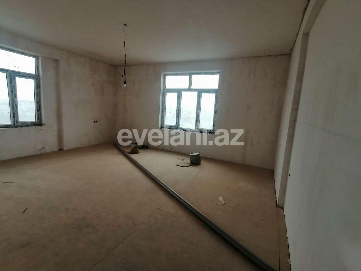 Satılır, yeni tikili, 3 otaqlı, 131 m², İnşaatçılar m.