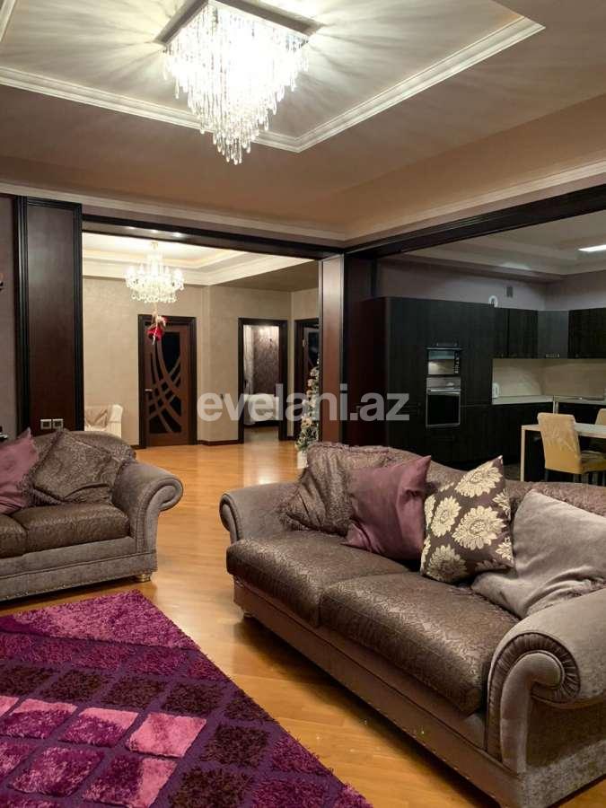 Satılır, köhnə tikili, 3 otaqlı, 160 m², Şah İsmayıl Xətai m.