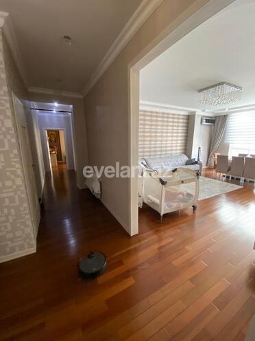 Satılır, yeni tikili, 3 otaqlı, 138 m², Şah İsmayıl Xətai m.