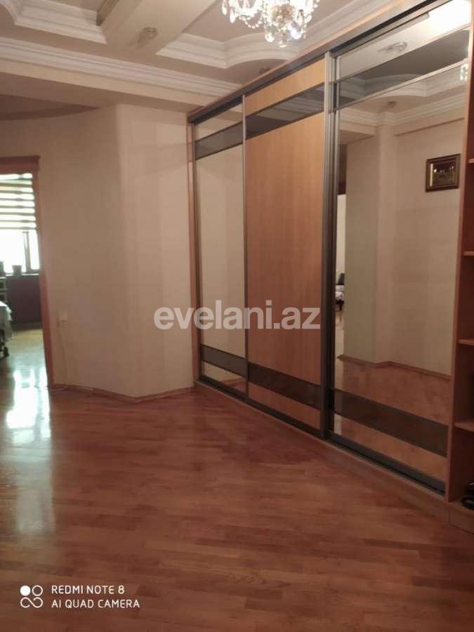Satılır, yeni tikili, 3 otaqlı, 135 m², Azadlıq prospekti m.